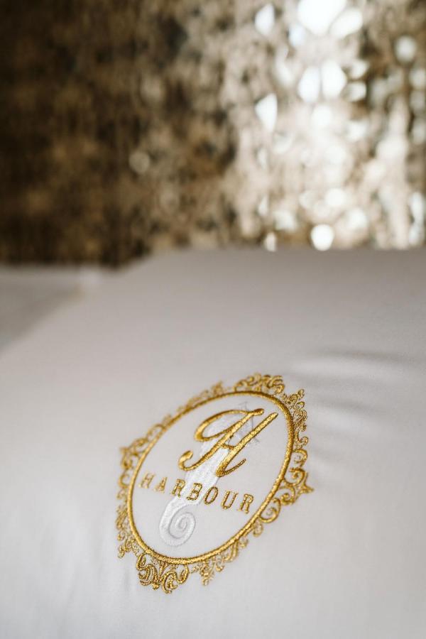 The Harbour - Luxury Living Bed & Breakfast Trani Eksteriør bilde